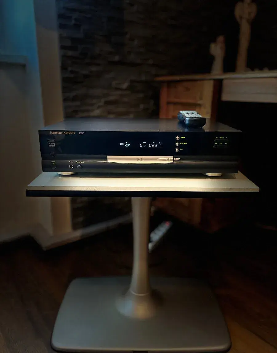 Harman Kardon DVD 1