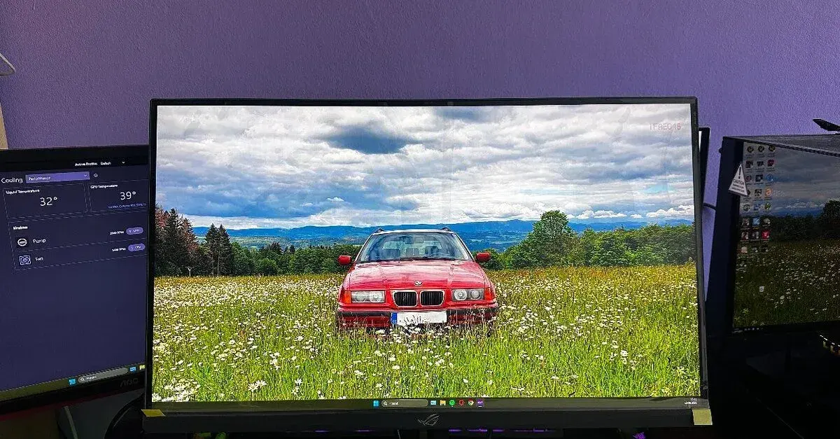 Herní monitor 27" ASUS ROG Strix XG27UCS