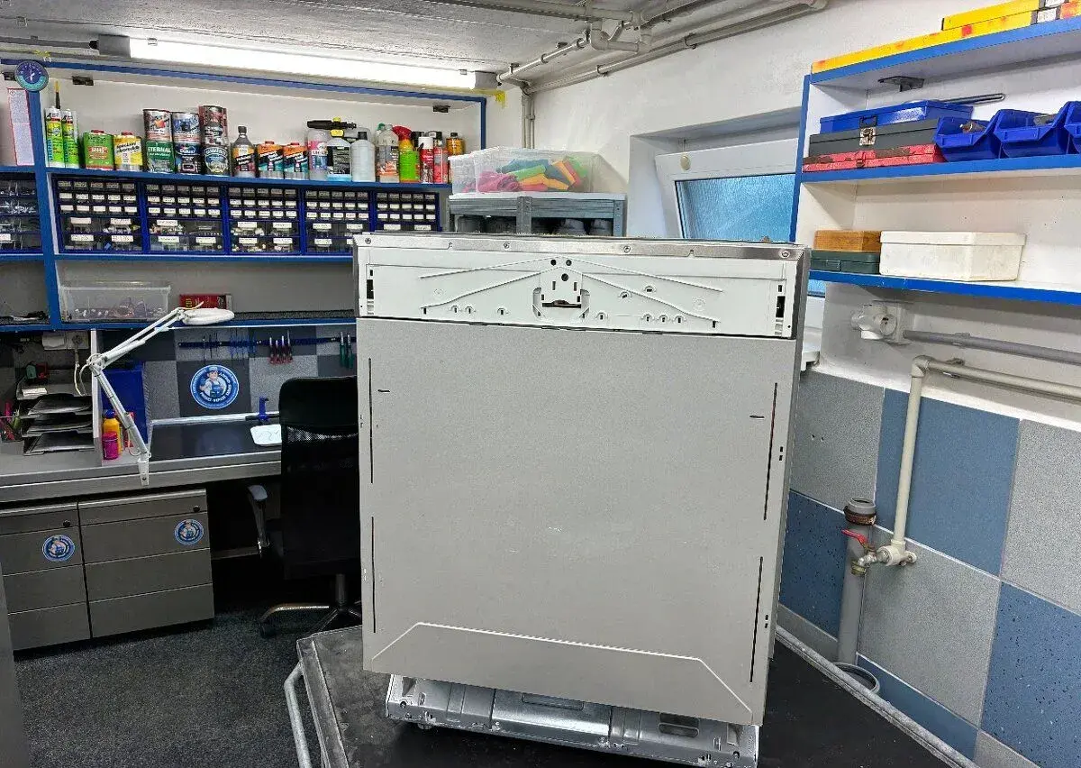 Myčka nádobí MIELE, REPASOVANÁ SE ZÁRUKOU