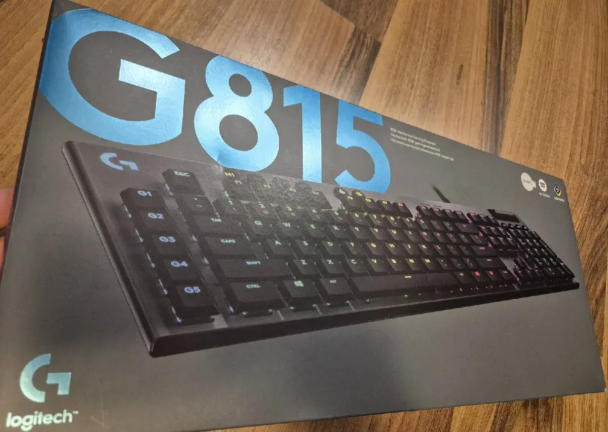 Logitech G815 LIGHTSYNC RGB (Tactile) – US lokalizace