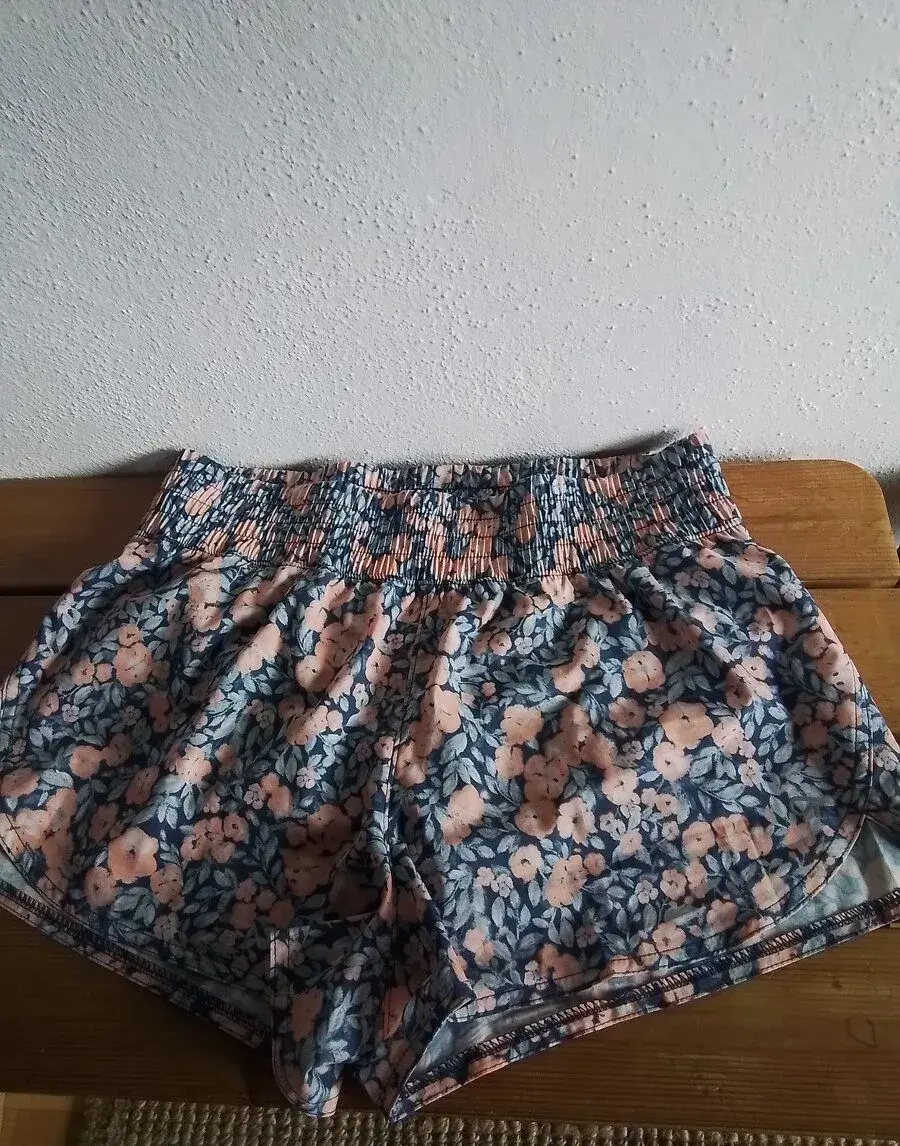 Gap kraťasy na sport,turistiku,nové