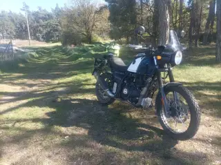 Royal Enfield Himalayan 411