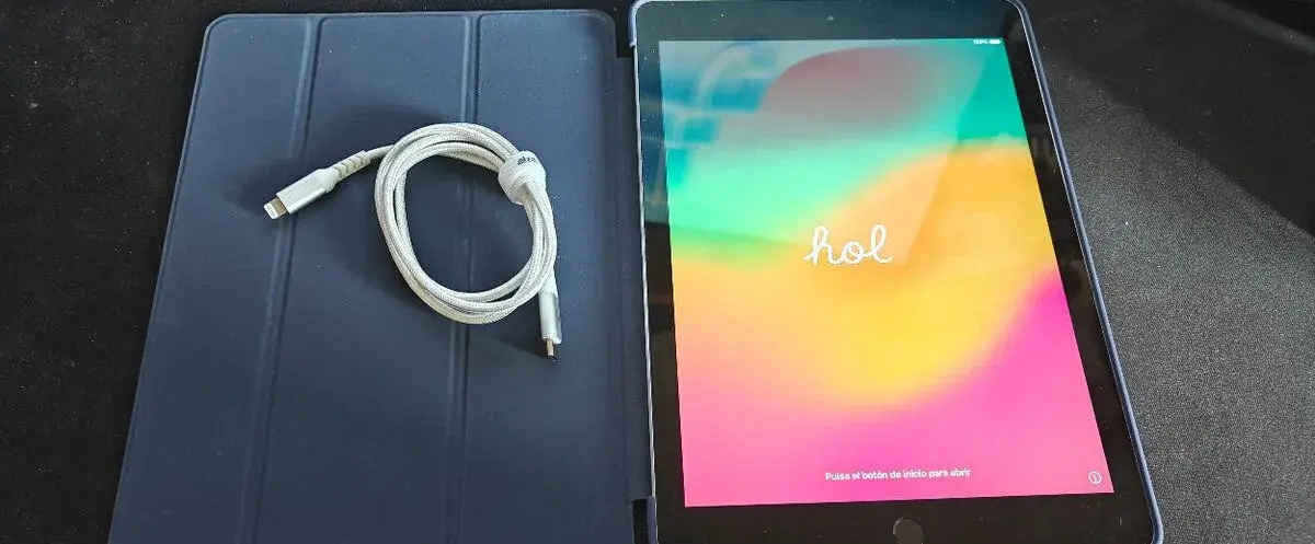 Apple iPad 6. generace (2018), Wi-Fi 32 GB Space Gray.