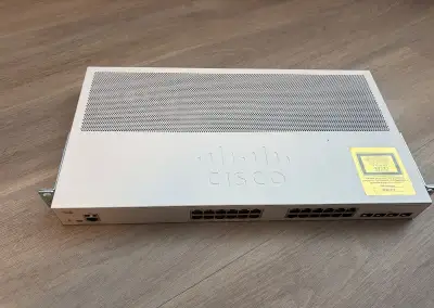 switch Cisco CBS350 24t-4X 28 portů