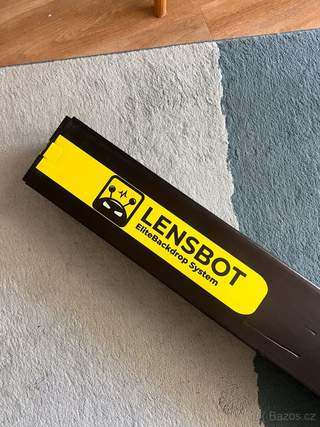LENSBOT SB-750 konstrukce na fotografické pozadí 3,5 × 3,5 m