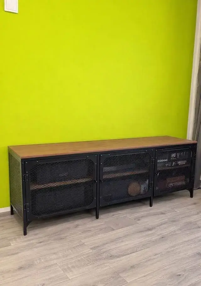 TV stolek