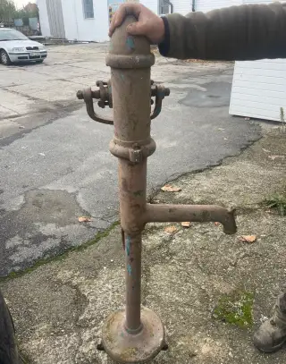 Ruční pumpa