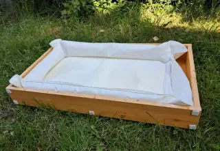 Přebalovák s masívní ohrádkou