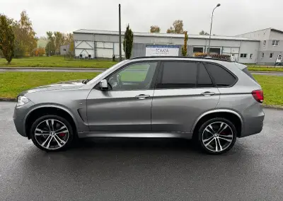 BMW X5 – 2015, 152 137 km