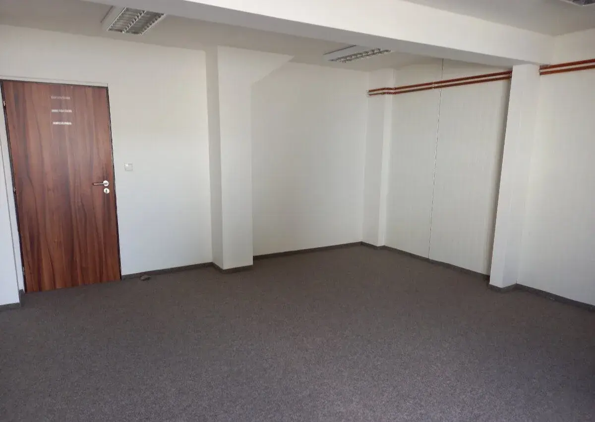 PRONÁJEM KANCELÁŘSKÝCH PROSTOR od 25m2 do 100m2