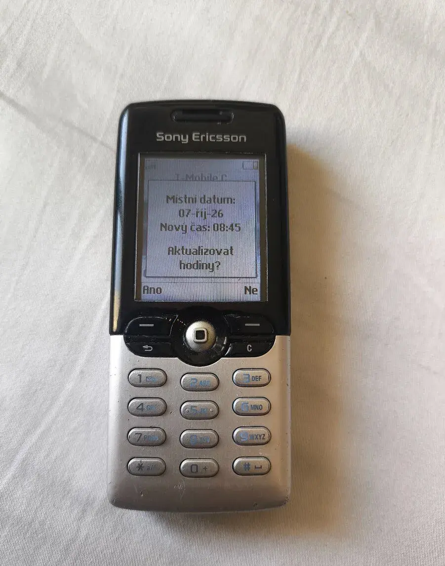 Sony Ericsson t610 bez nabíječky