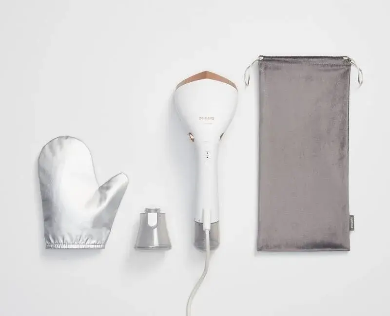 Ruční napařovač oděvů Philips 7000 Series