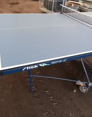 Stůl na stolní tenis