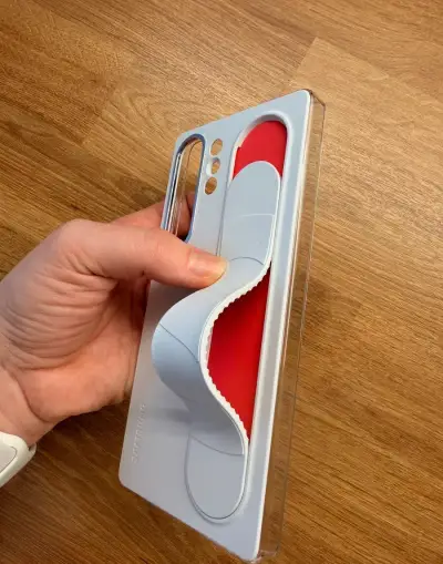 Samsung Zadní kryt s poutkem Galaxy S25 Ultra bílý
