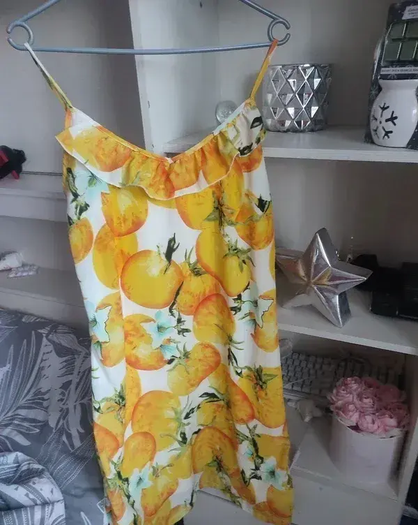 Dámské žluté šaty vel. 36/38 top stav