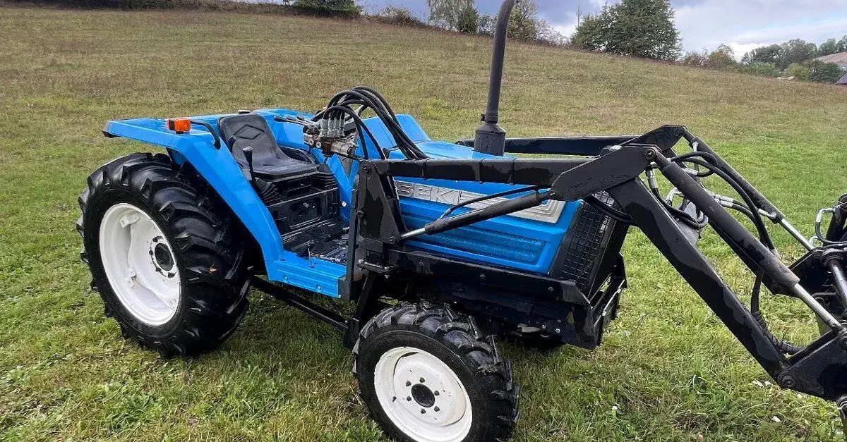 Malotraktor Iseki TA 270 (27 HP, 4x4)