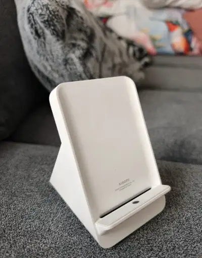 Xiaomi 80W adaptivní bezdrátová nabíječka