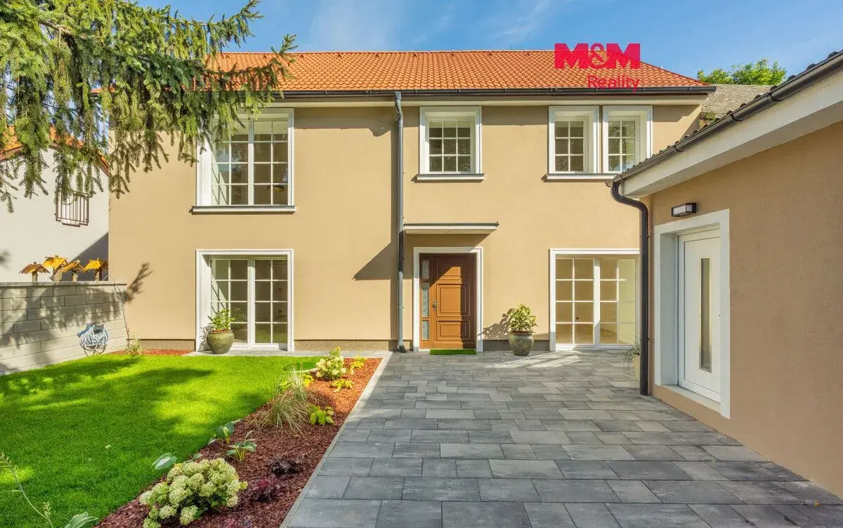 Prodej rodinného domu, 190 m², Slaný, ul. Nezamyslova