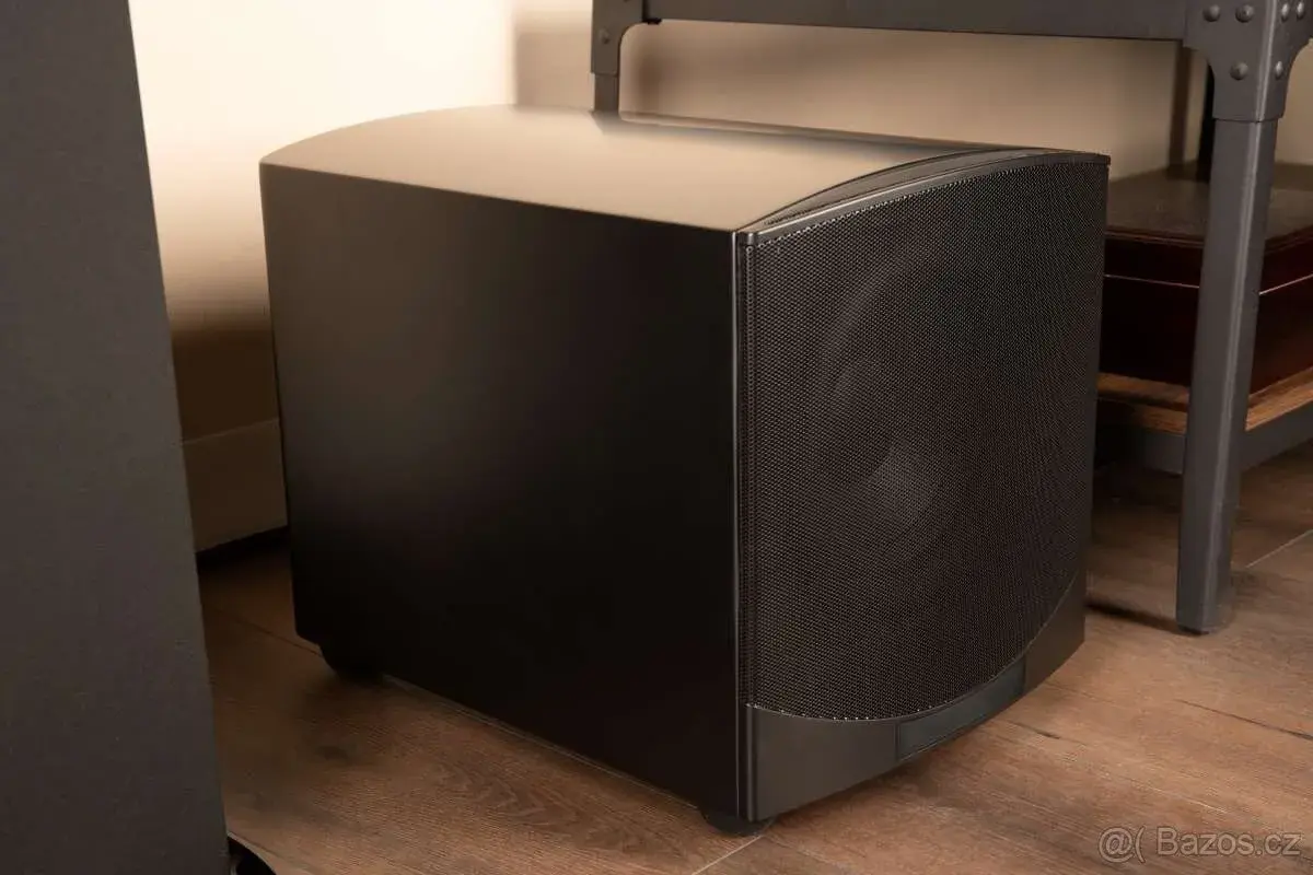GoldenEar ForceField Aktivní subwoofer 10" 1200 W