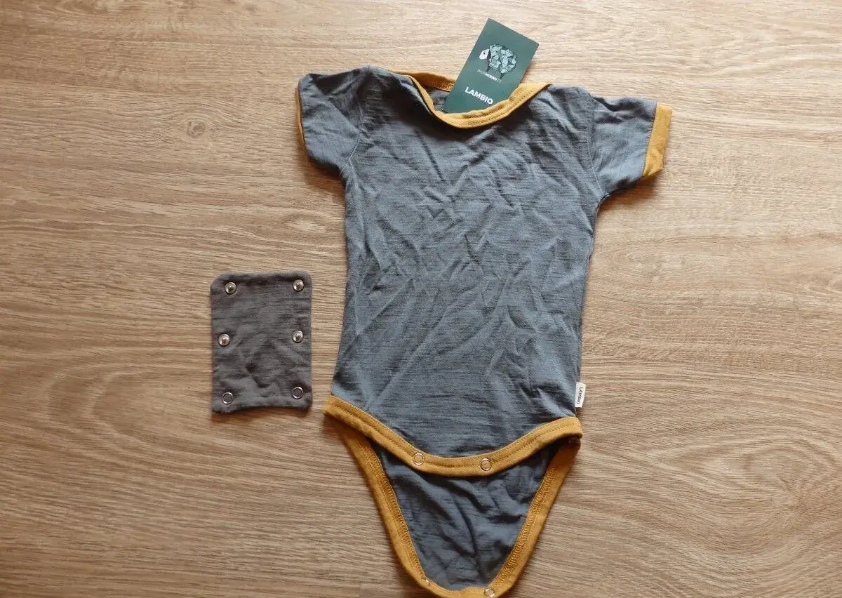 NOVÉ MERINO rostoucí body vel.68-80 LAMBIO