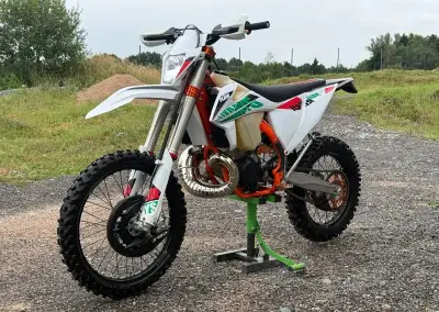 KTM EXC 300 Tpi Six Days - 2021, 88 mth, 1. majitel