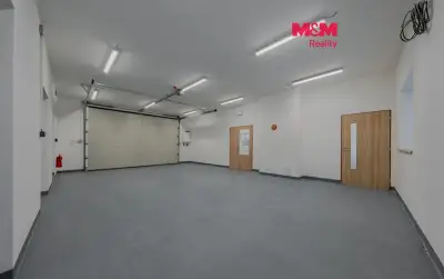 Pronájem skladu, 129 m², Zubří, ul. U Traktorky