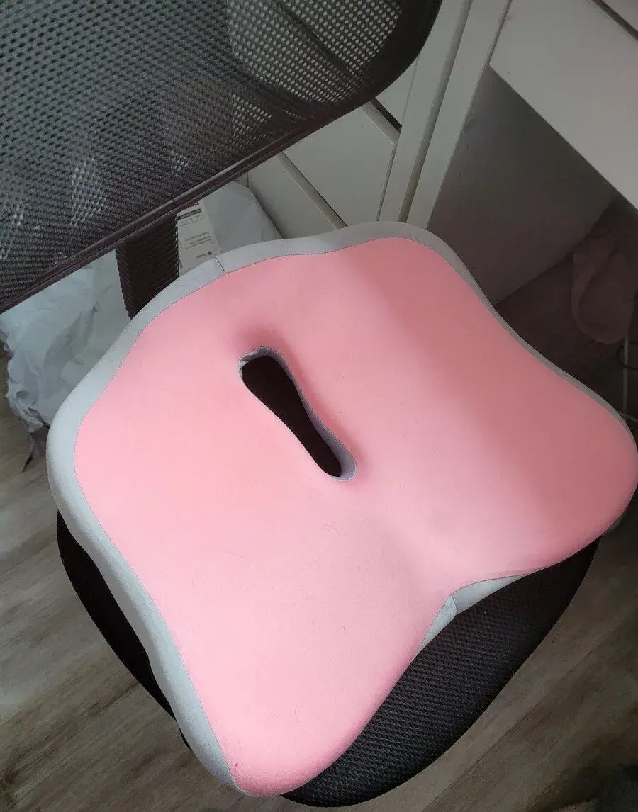Nový anatomicky polštář na sezení
