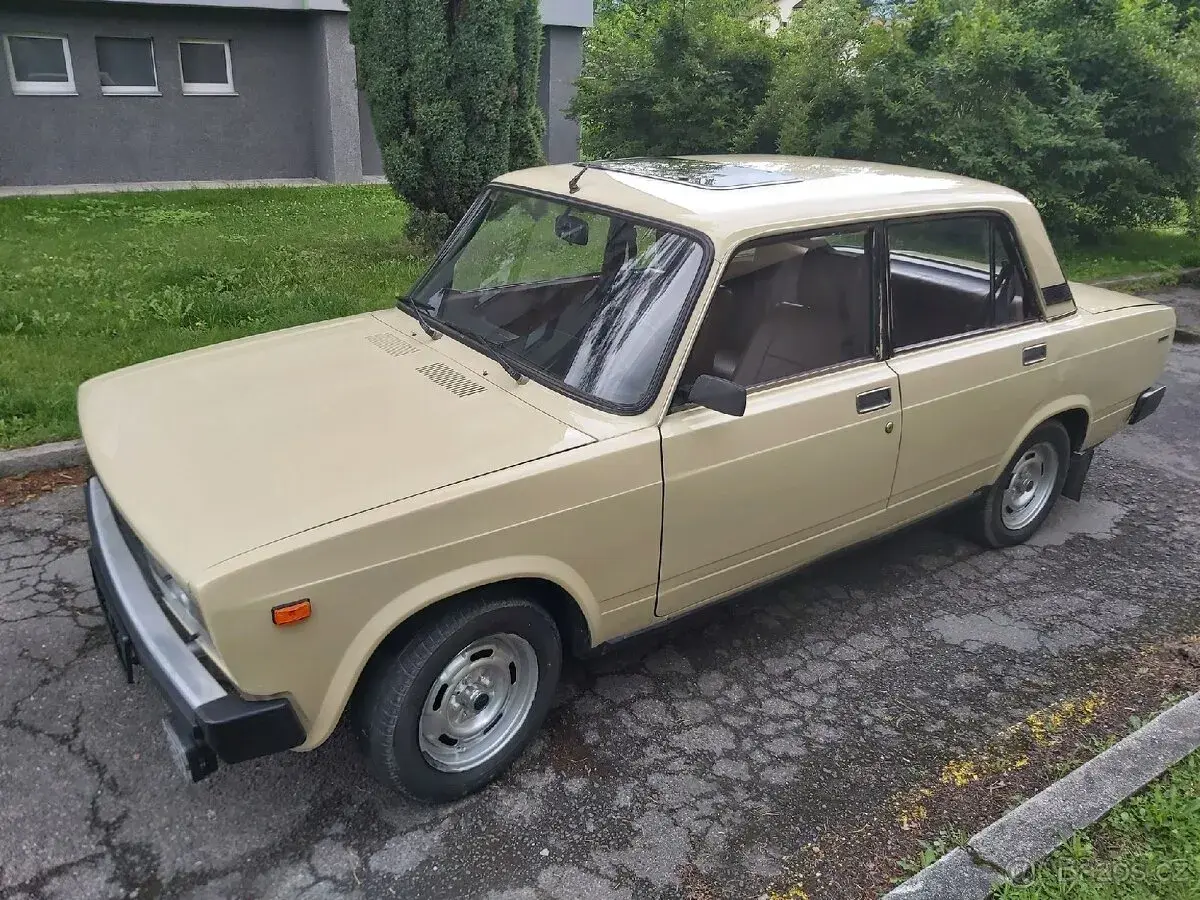 Lada 2105