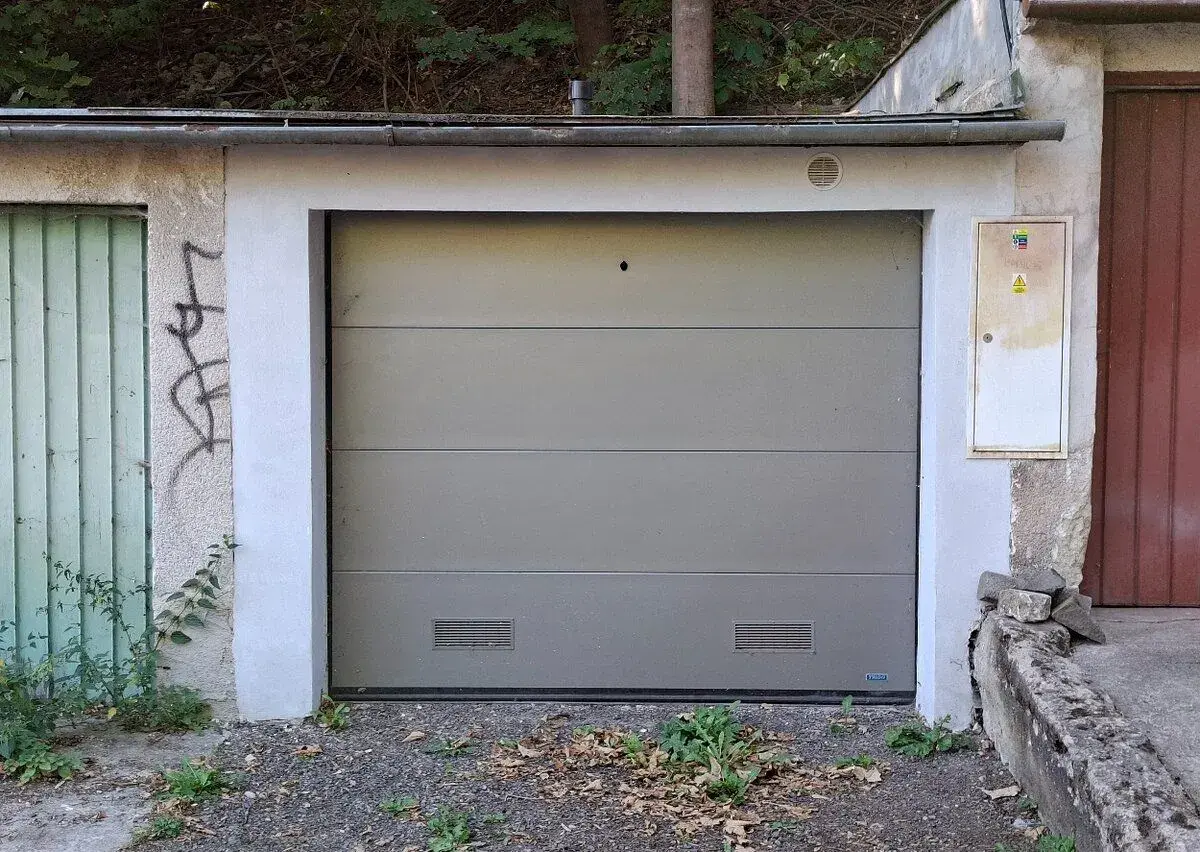 Prodej garáže 18 m² po rekonstrukci v Brně-Štýřicích