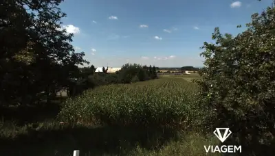 Stavební - bydlení 822 m², Podíl 50 % o výměře 411 m²