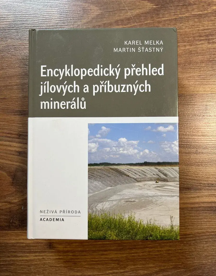 Encyklopedický přehled jílových a příbuzných minerálů