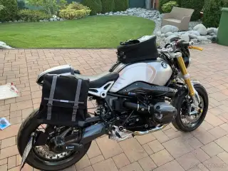 BMW R nineT