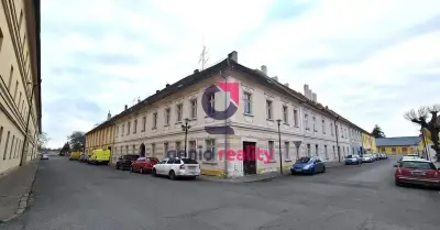 Pronájem obchodní, výrobní atd. prostor, 60-70 m² – Dlouhá