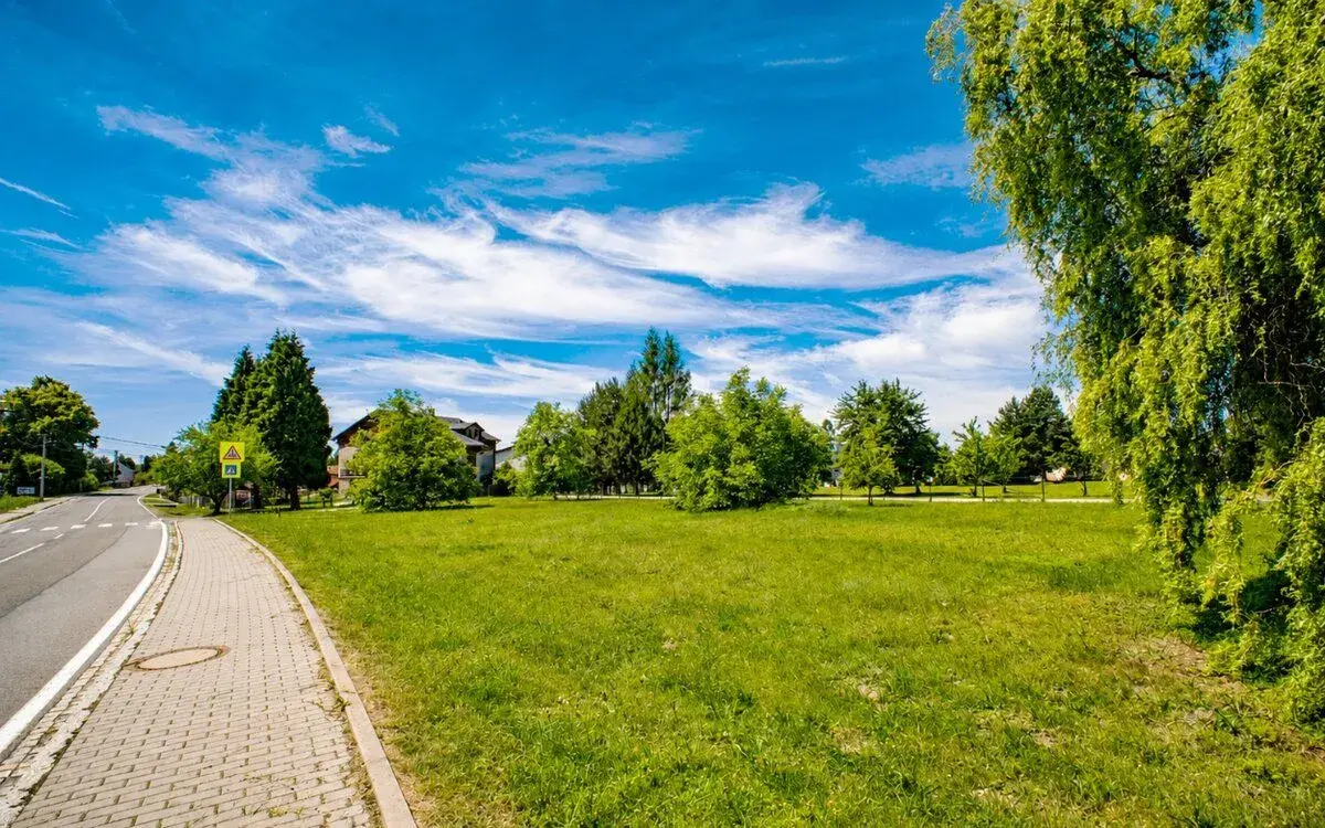 Prodej stavební pozemek 1 848 m2, Dolní Lutyně