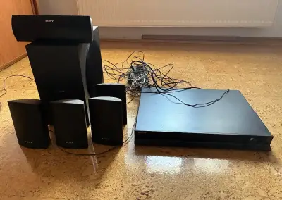 Domácí kino Sony DAV-DZ340
