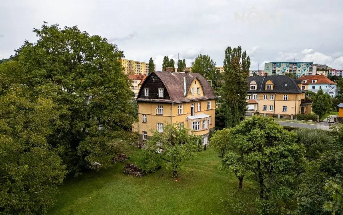 Prodej komerční Činžovní dům, 423㎡