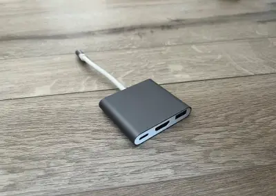 Dokovací stanice s USB-C pro MacBook