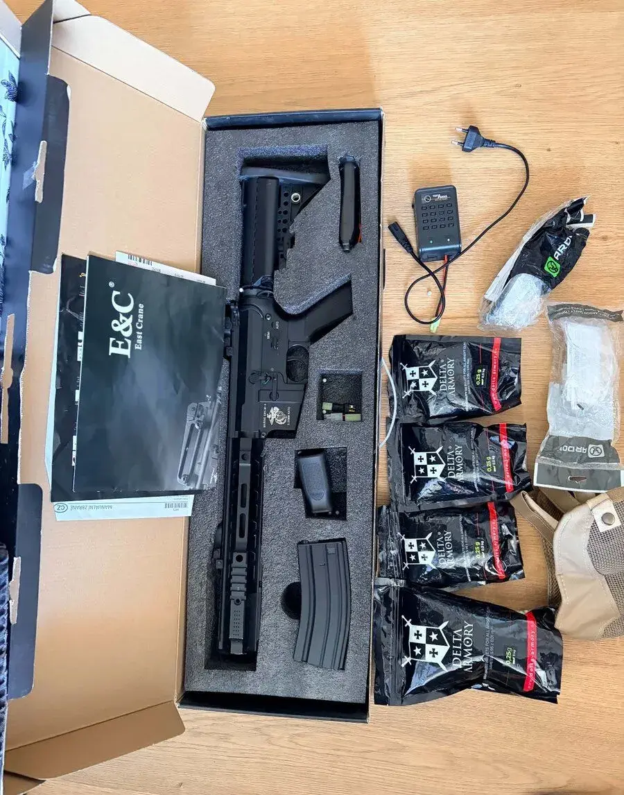 Airsoftová zbraň M4 VLTOR SAI 11,5”- černá, E&C, EC-838