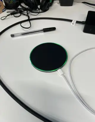Bezdrátová nabíječka 15W - NOVÁ (Wireless Charger)