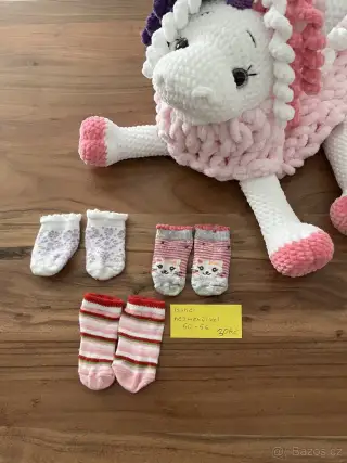 3 pary ponozek pro nejmensi