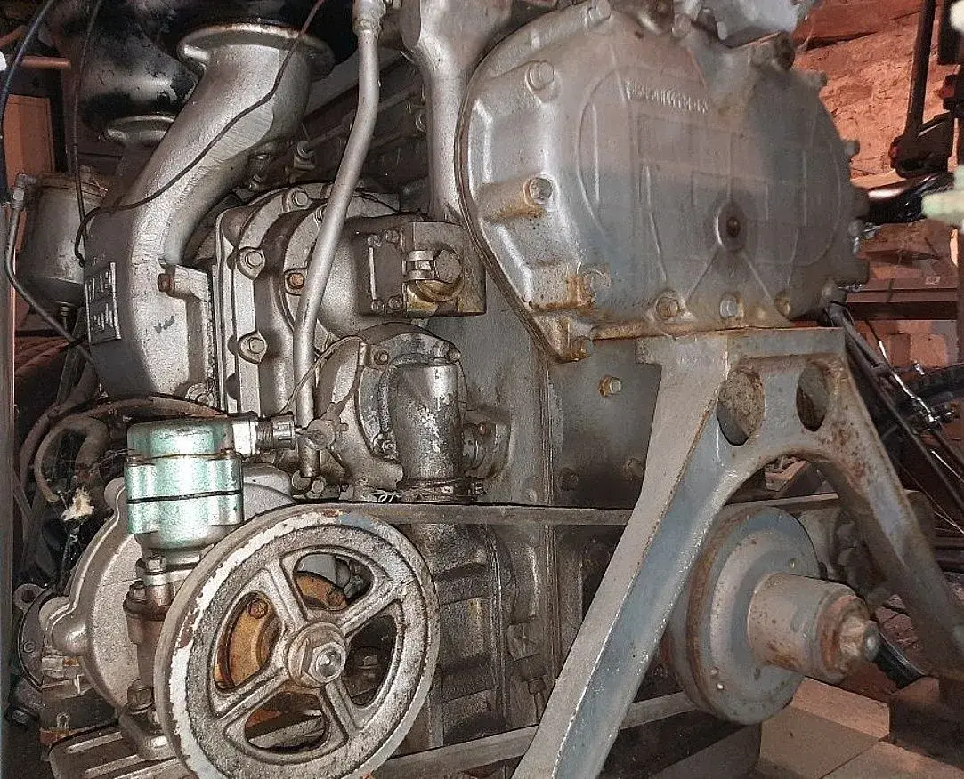 Motor JAZ 204 A