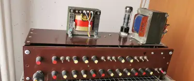 Lampový zesilovač kopie marshall 50W