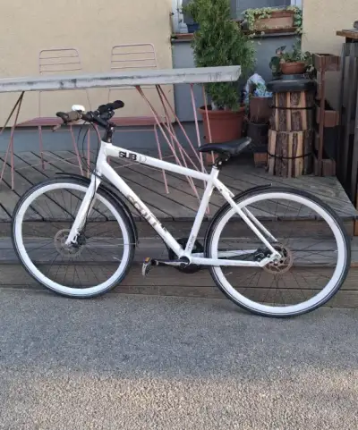 SCOTT Sub 10 trekking kolo 28“