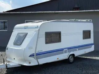 Hobby Excellent 495 UL/PŘEDSTAN/4MÍSTA/DĚL.LŮŽKA/2005/1350KG