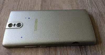 Doogee BL7000