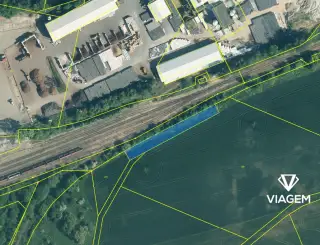 Stavební - komerční 1 046 m²