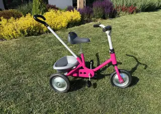 Klasická kovová tříkolka Smoby