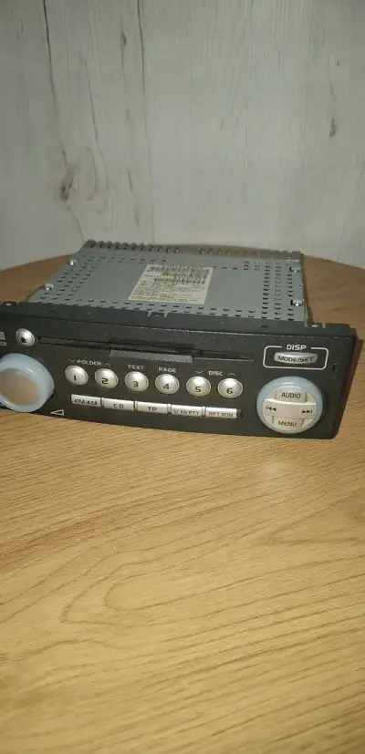 Radio mitsubishi colt