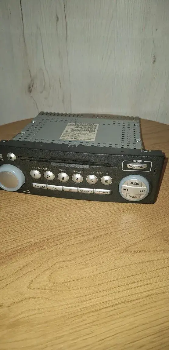 Radio mitsubishi colt