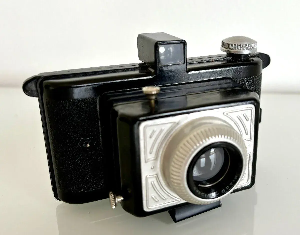 CAMERA-WERKE, AMA